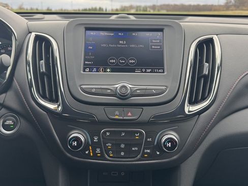 Used 2024 Chevrolet Equinox RS image 24