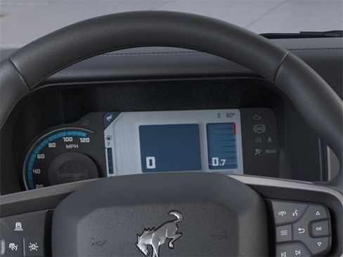 New 2025 Ford Bronco Outer Banks w/ Sasquatch Package image 13