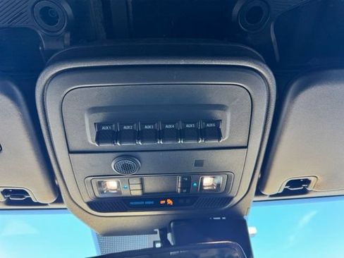 Used 2023 Ford Bronco Heritage Edition AWD/4WD image 31