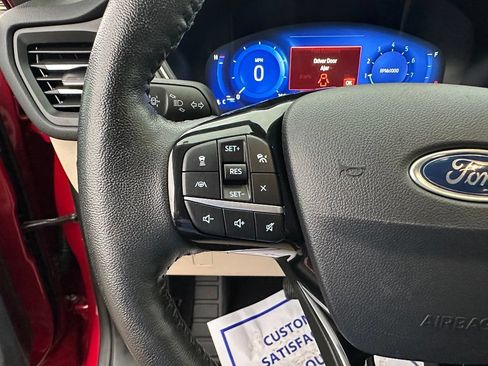 Used 2021 Ford Escape SEL FWD image 15