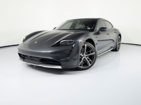 Certified 2022 Porsche Taycan 4 Cross Turismo AWD/4WD image 1