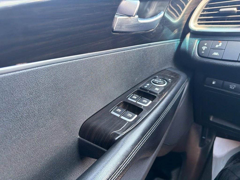 Used 2020 Kia Sorento EX FWD image 23