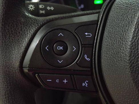 Used 2024 Toyota Corolla LE FWD image 17