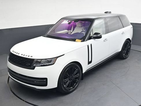 Used 2023 Land Rover Range Rover Long Wheelbase SE AWD/4WD image 26