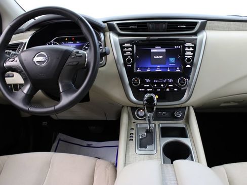 Used 2020 Nissan Murano SV w/ Cargo Package FWD image 9