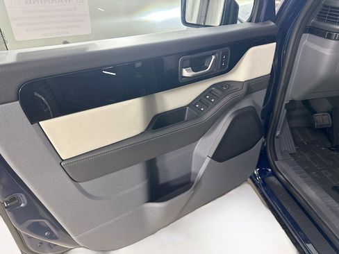 New 2025 INEOS Grenadier Fieldmaster Edition image 17