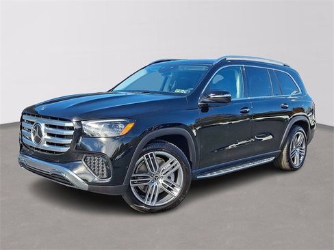 Used 2026 Mercedes-Benz GLS 450 4MATIC image 1