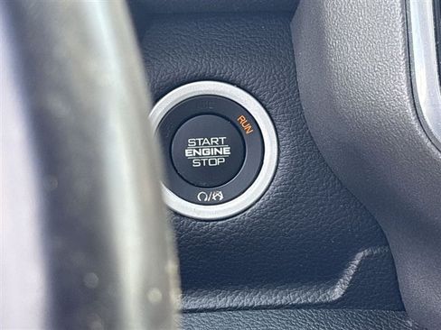 Used 2021 RAM 1500 Laramie AWD/4WD image 17