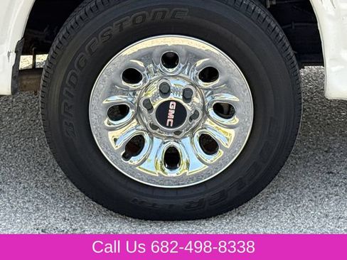 Used 2011 GMC Savana 1500 RWD image 8
