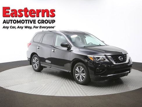 Used 2020 Nissan Pathfinder S FWD image 50