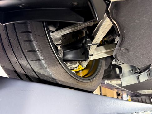 Used 2018 Porsche 911 GT2 RS image 83