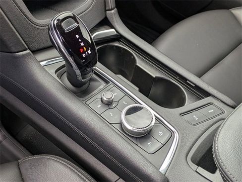 Used 2023 Cadillac XT6 Luxury image 23