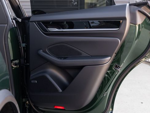 Certified 2025 Porsche Macan Electric RWD image 39