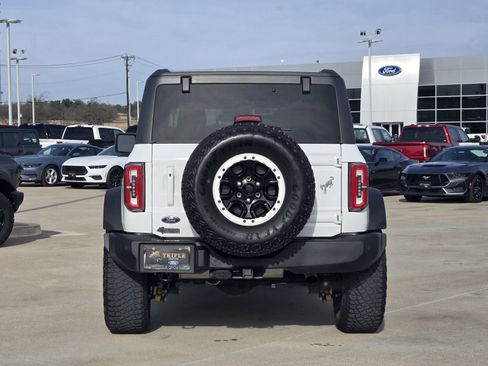Used 2023 Ford Bronco Outer Banks w/ Sasquatch Package image 8