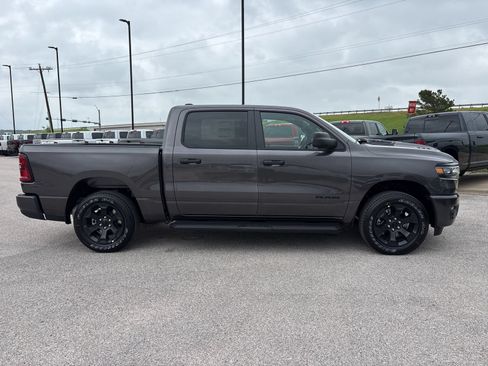 New 2026 RAM 1500 Express AWD/4WD image 6