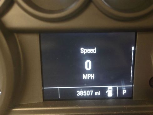 Used 2022 Chevrolet Silverado 1500 Custom image 11