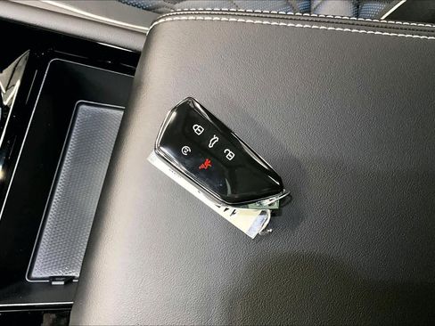 New 2026 Volkswagen Atlas Cross Sport SEL Premium R-Line image 35