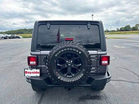 Used 2021 Jeep Wrangler Unlimited Sport AWD/4WD image 12
