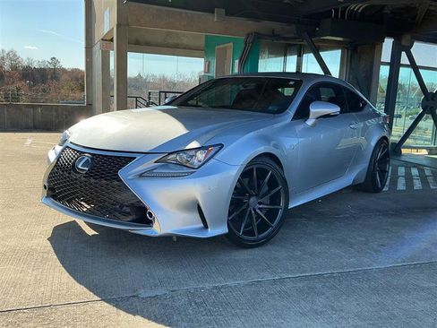 Used 2016 Lexus RC 200t image 2