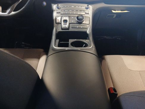 Certified 2023 Hyundai Santa Fe SEL image 11