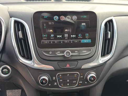 Used 2018 Chevrolet Equinox LT w/ Sun & Infotainment Package image 15