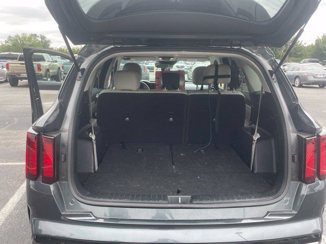Used 2023 Kia Sorento S FWD image 9