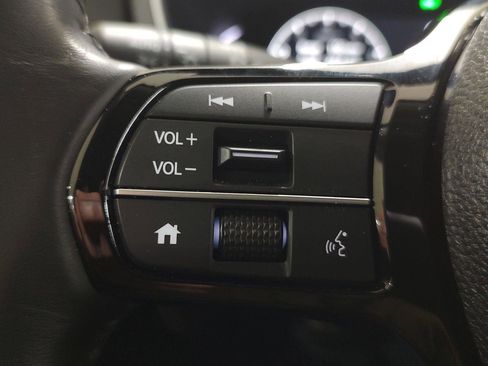 Used 2025 Honda Pilot EX-L image 14