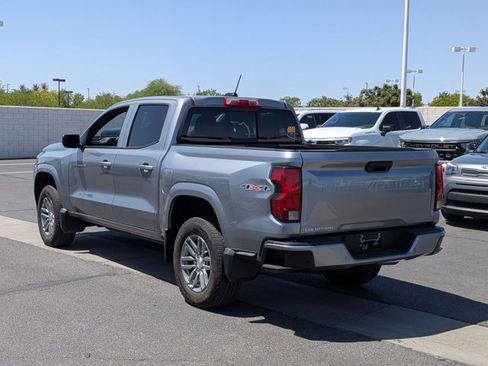 Used 2025 Chevrolet Colorado LT AWD/4WD image 7