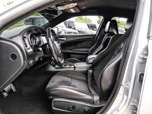 Used 2020 Dodge Charger Scat Pack RWD image 43