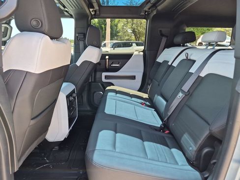Used 2024 GMC Hummer EV 3X w/ Omega Edition AWD/4WD image 37