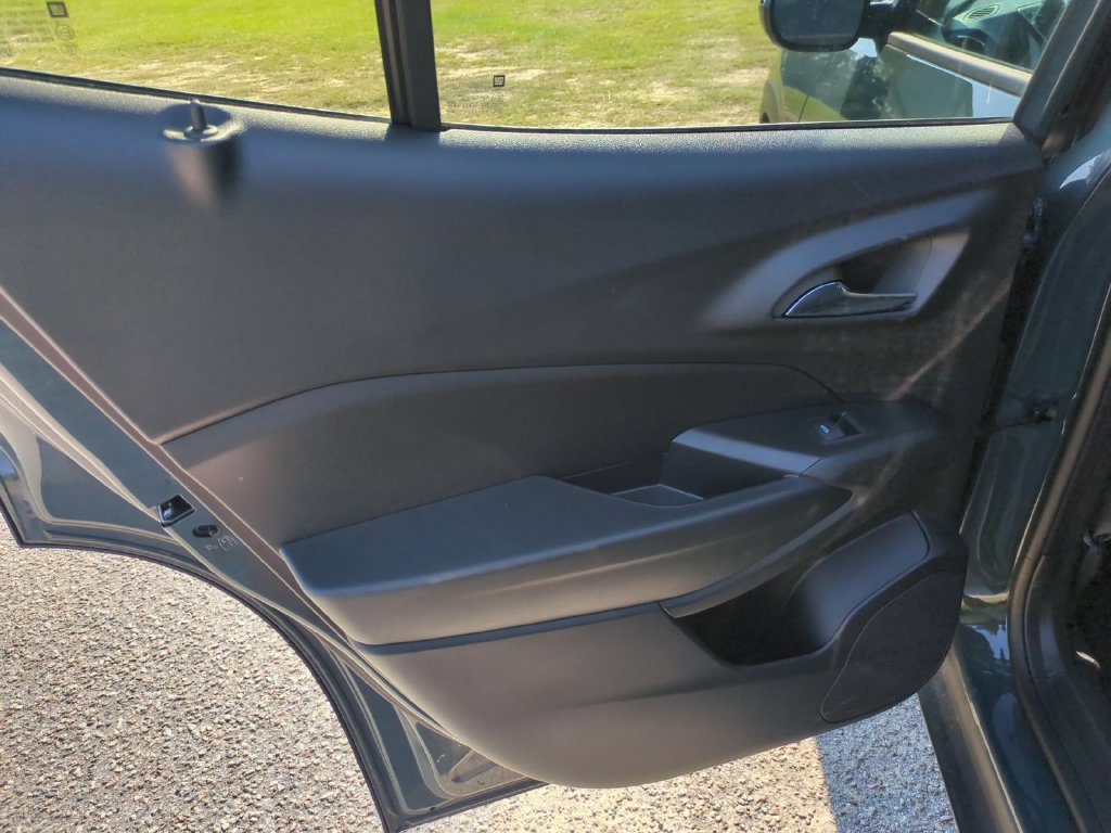 Used 2026 Chevrolet Trax LT FWD image 26
