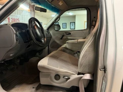 Used 1999 Ford F150 2WD Regular Cab image 12