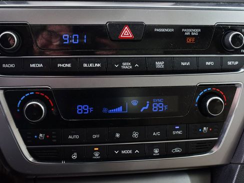 Used 2015 Hyundai Sonata Limited w/ Option Group 06 image 28