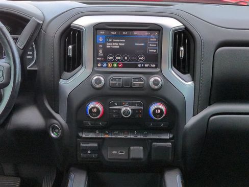 Used 2021 GMC Sierra 1500 Elevation w/ Preferred Package AWD/4WD image 18