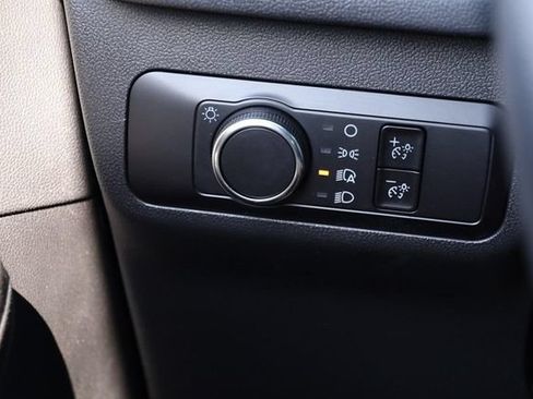 Certified 2025 Ford Escape Active FWD image 21