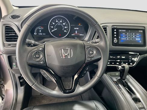 Used 2020 Honda HR-V EX-L image 11