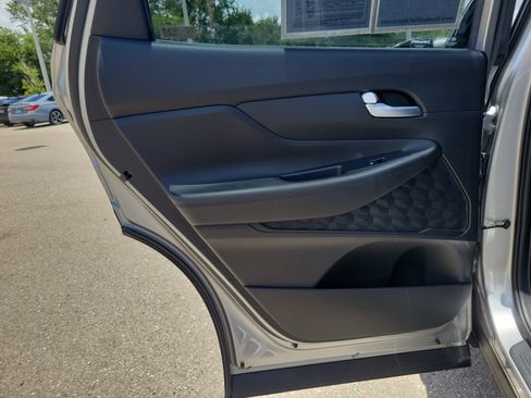 Used 2023 Hyundai Santa Fe SEL FWD image 14