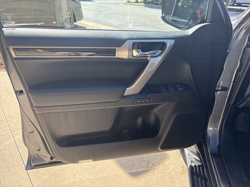 Used 2021 Lexus GX 460 Premium w/ Premium Package AWD/4WD image 51