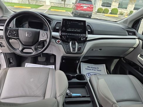 Used 2021 Honda Odyssey EX-L image 12