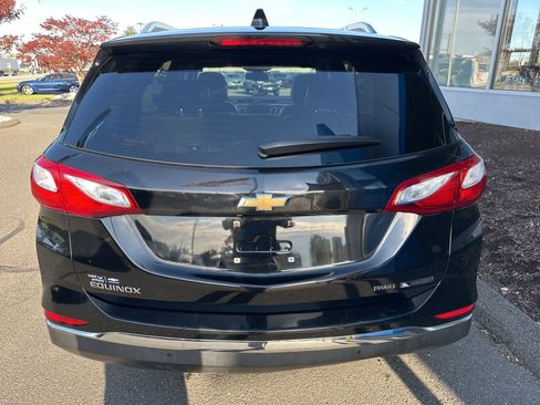 Used 2018 Chevrolet Equinox Premier w/ Infotainment II Package AWD/4WD image 6