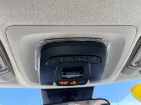 Used 2024 Toyota Corolla LE image 29