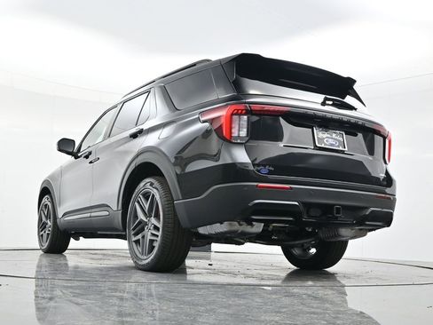 New 2026 Ford Explorer ST-Line w/ ST-Line Street Pack image 54