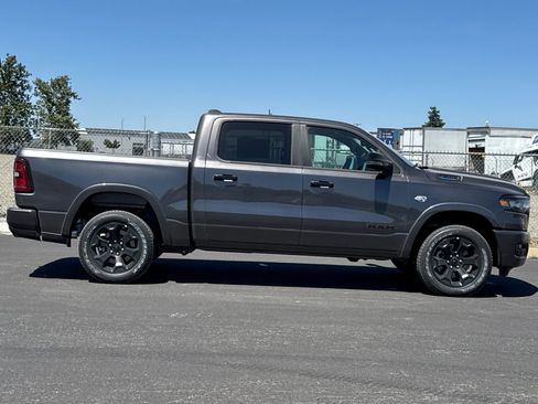 New 2026 RAM 1500 4x4 Crew Cab image 2