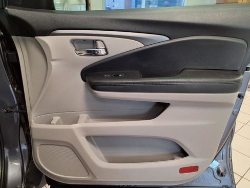 Used 2019 Honda Pilot EX-L image 12