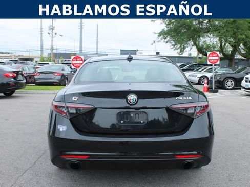 Used 2024 Alfa Romeo Giulia Ti AWD/4WD image 4