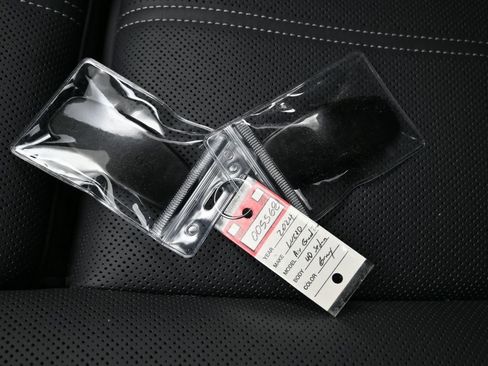 Used 2024 Lucid Air Grand Touring image 28