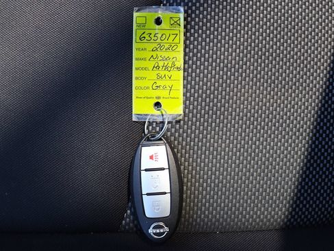 Used 2020 Nissan Pathfinder S FWD image 62