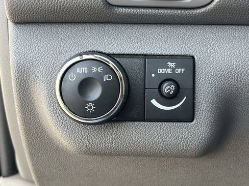 Used 2017 Chevrolet Traverse LS image 22