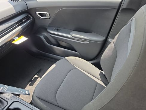 New 2026 Kia K4 FWD image 14