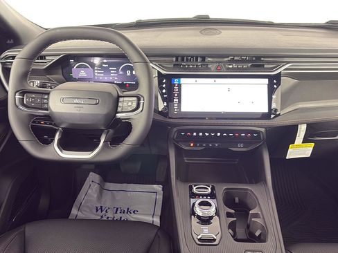 New 2026 Jeep Cherokee Overland w/ Advanced Pro Tech Group AWD/4WD image 9